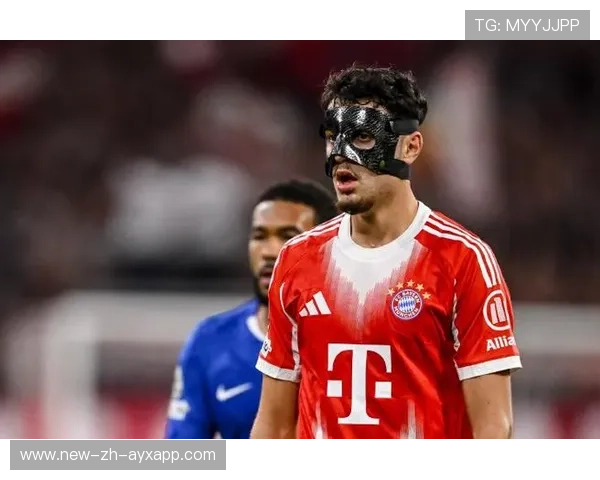 拜仁连续折返跑动压制对手中场